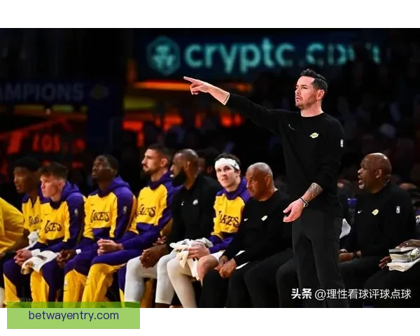 湖人魔术赛后裁判确认最后时刻判罚维持球权归湖人